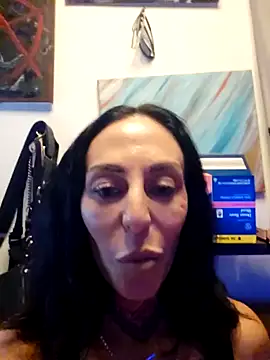 Snapshot of inkdhollow1 chatting on 10/01/25, 01:11 inkdhollow1 online show from 10/01/25, 01:11