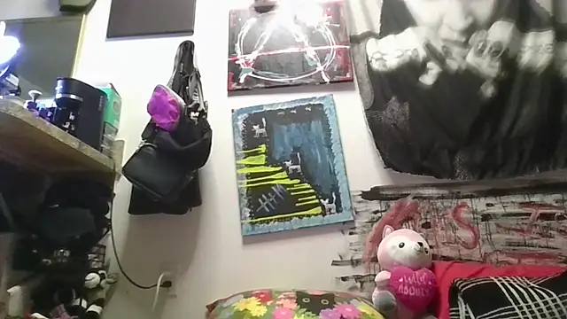 Snapshot of inkdhollow1 chatting on 03/23/26, 02:26 inkdhollow1 online show from 03/23/26, 02:26