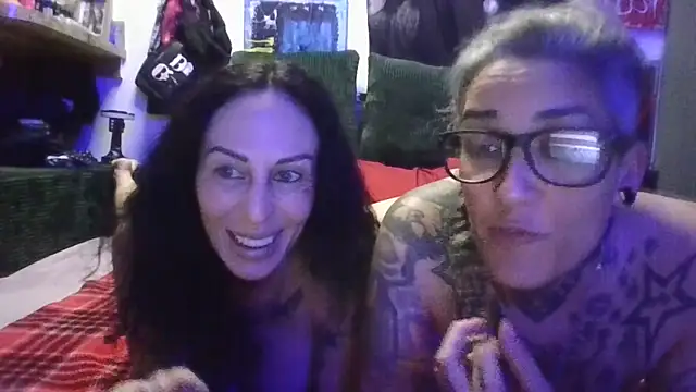 inkdhollow1 online show from 06/22/26, 03:08