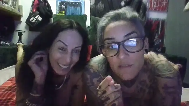 inkdhollow1 online show from 06/22/26, 03:25