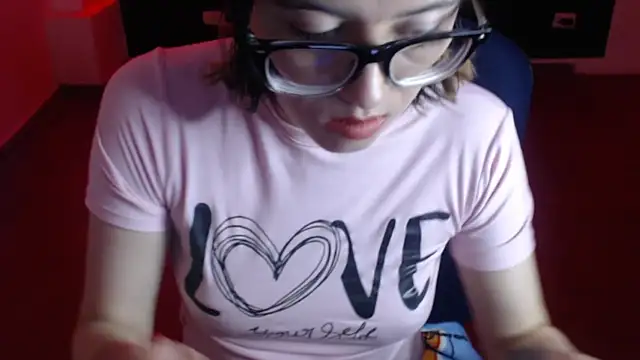 cristal hills 19 online show from 02/13/26, 05:31