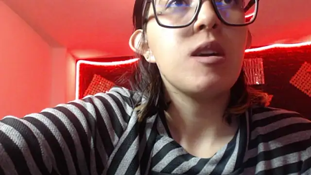 cristal hills 19 online show from 03/14/26, 02:44