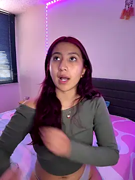 Snapshot of saramooon chatting on 12/03/25, 01:20 saramooon online show from 12/03/25, 01:20