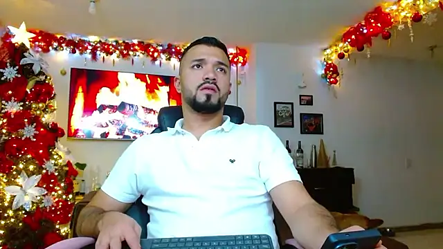 mathewv  online show from 11/11/25, 04:45