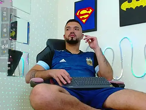 mathewv  online show from 12/04/25, 05:50