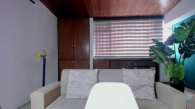 VenusCooper online show from 01/10/26, 07:04