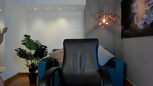 VenusCooper online show from 02/24/26, 08:40