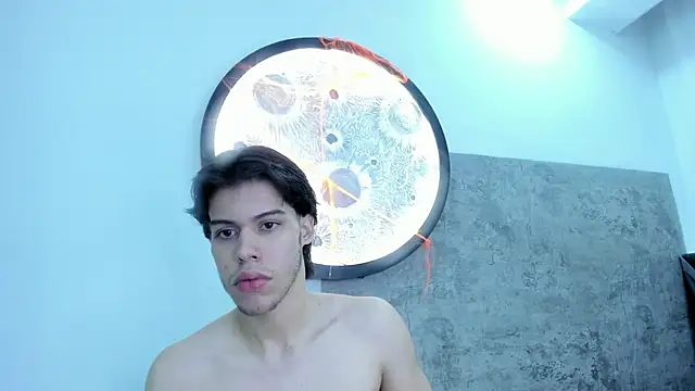 Snapshot of Lucian_grey chatting on 10/12/25, 04:55 Lucian grey online show from 10/12/25, 04:55