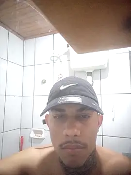 Snapshot of mestre637 chatting on 10/10/25, 05:34 mestre637 online show from 10/10/25, 05:34