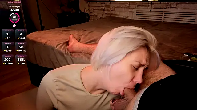 Sex Vibe couple online show from 10/03/25, 06:16