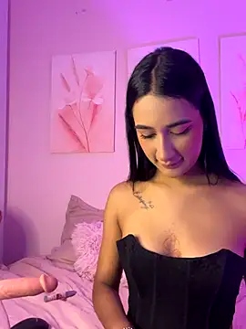 Snapshot of Nikolbrice chatting on 10/08/25, 07:00 Nikolbrice online show from 10/08/25, 07:00