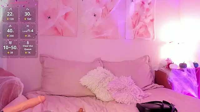 Snapshot of Nikolbrice chatting on 10/18/25, 07:14 Nikolbrice online show from 10/18/25, 07:14