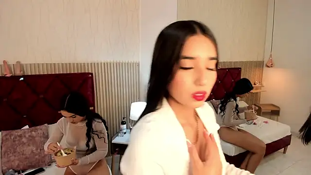 Bella Miah online show from 11/24/25, 07:02