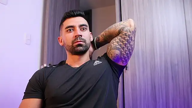 SOY MIKE online show from 11/06/25, 02:12