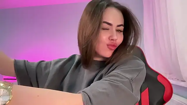 AlmaryKim online show from 02/18/25, 10:03