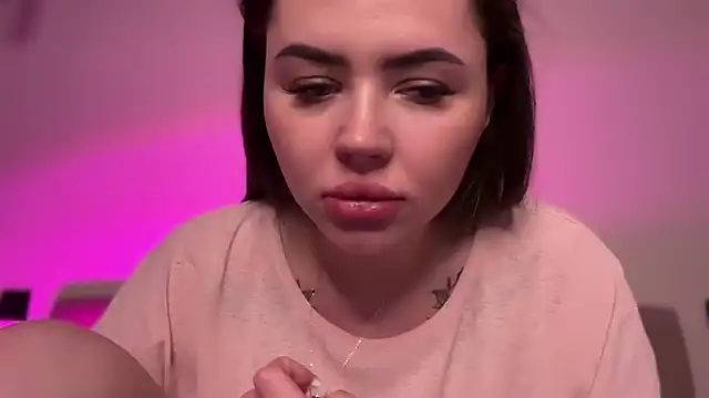 AlmaryKim online show from 11/28/25, 09:06