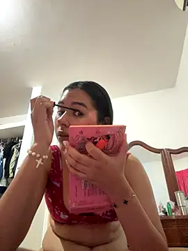 Snapshot of Brianna_bunny05 chatting on 10/31/25, 02:34 Brianna bunny05 online show from 10/31/25, 02:34