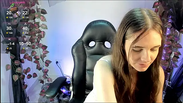 Shinny Crystal online show from 10/05/25, 01:31