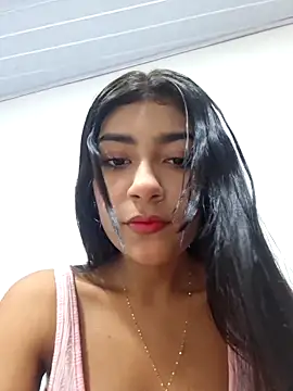 Snapshot of Sweed-virgin-pussy chatting on 04/24/26, 12:02 Sweed-virgin-pussy online show from 04/24/26, 12:02