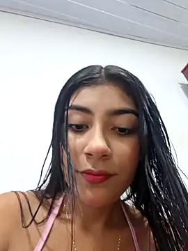 Snapshot of Sweed-virgin-pussy chatting on 04/26/26, 10:18 Sweed-virgin-pussy online show from 04/26/26, 10:18