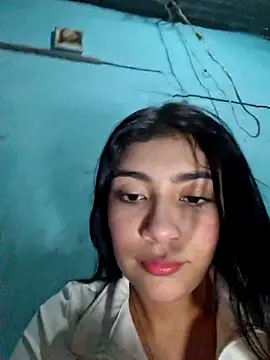 Snapshot of Sweed-virgin-pussy chatting on 05/14/26, 01:23 Sweed-virgin-pussy online show from 05/14/26, 01:23