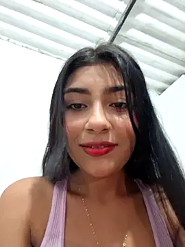 Snapshot of Sweed-virgin-pussy chatting on 05/29/26, 11:25 Sweed-virgin-pussy online show from 05/29/26, 11:25