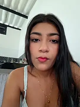 Snapshot of Sweed-virgin-pussy chatting on 06/15/26, 04:42 Sweed-virgin-pussy online show from 06/15/26, 04:42
