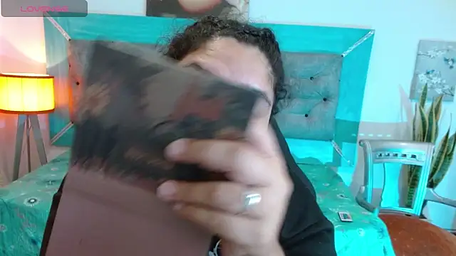 roxx iie online show from 10/04/25, 03:48