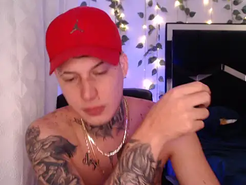 Snapshot of monster_Dickdr chatting on 10/11/25, 05:50 monster Dickdr online show from 10/11/25, 05:50