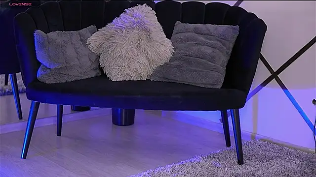 AuroraSins online show from 10/21/25, 05:52