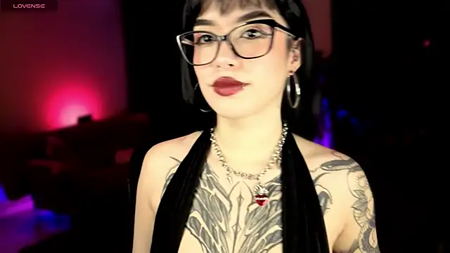 VanessaBlackrose online show from 06/06/26, 03:44