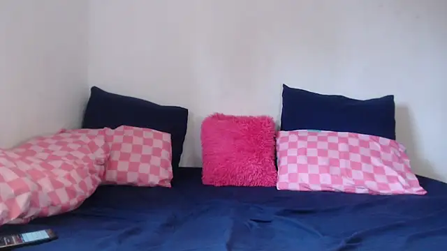 PIXIEBITCHXXX26 online show from 11/10/25, 02:05