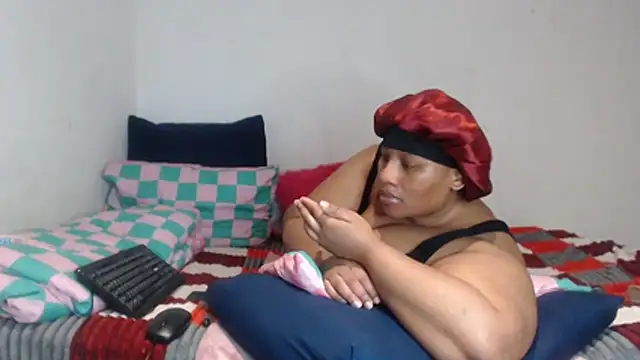 PIXIEBITCHXXX26 online show from 12/13/25, 07:53