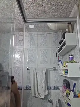 Snapshot of annyaparis chatting on 11/07/25, 03:34 annyaparis online show from 11/07/25, 03:34