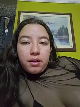 Snapshot of annyaparis chatting on 11/12/25, 12:44 annyaparis online show from 11/12/25, 12:44