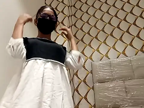 dubyzubygirl online show from 10/05/25, 10:02