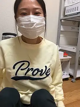 Snapshot of mia2_jp chatting on 10/30/25, 11:22 mia2 jp online show from 10/30/25, 11:22