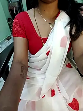 Snapshot of tamil_thaara03 chatting on 02/23/26, 06:27 tamil thaara03 online show from 02/23/26, 06:27