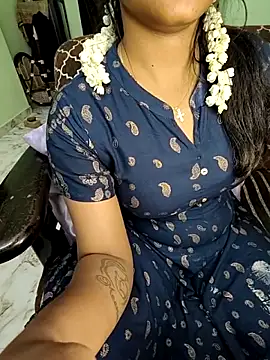 Snapshot of tamil_thaara03 chatting on 03/16/26, 07:07 tamil thaara03 online show from 03/16/26, 07:07