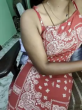 Snapshot of tamil_thaara03 chatting on 03/22/26, 07:06 tamil thaara03 online show from 03/22/26, 07:06