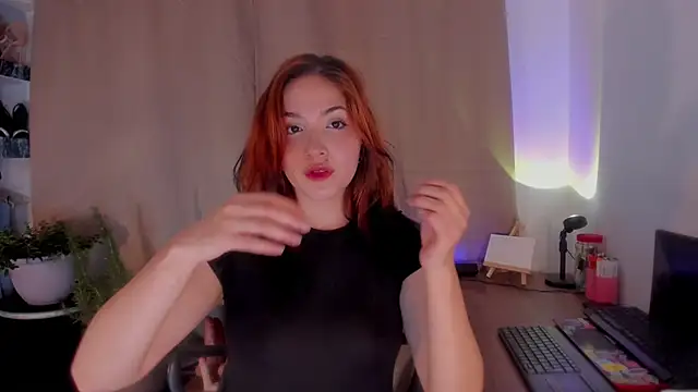 Snapshot of AmaruBloom chatting on 11/26/25, 02:23 AmaruBloom online show from 11/26/25, 02:23