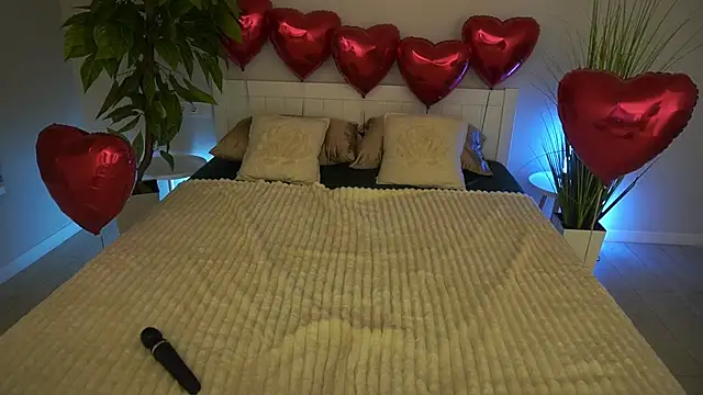 IsabelleDiorr online show from 02/12/26, 08:26