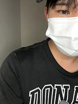 Snapshot of kumatan3434 chatting on 10/21/25, 02:51 kumatan3434 online show from 10/21/25, 02:51