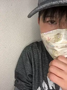 Snapshot of kumatan3434 chatting on 10/25/25, 07:49 kumatan3434 online show from 10/25/25, 07:49