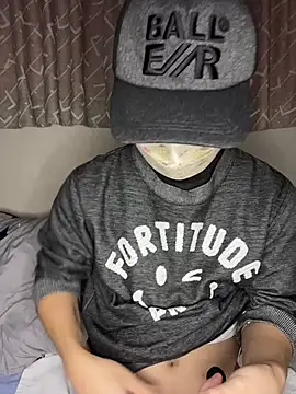 Snapshot of kumatan3434 chatting on 01/08/26, 01:02 kumatan3434 online show from 01/08/26, 01:02