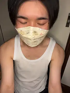 Snapshot of kumatan3434 chatting on 03/28/26, 02:05 kumatan3434 online show from 03/28/26, 02:05