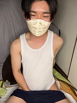 Snapshot of kumatan3434 chatting on 04/05/26, 12:35 kumatan3434 online show from 04/05/26, 12:35