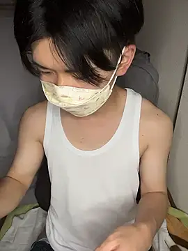 Snapshot of kumatan3434 chatting on 04/19/26, 11:20 kumatan3434 online show from 04/19/26, 11:20