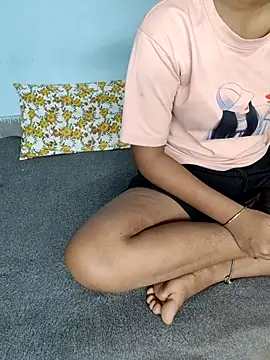 Snapshot of Unique_girls90 chatting on 03/17/26, 01:14 Unique girls90 online show from 03/17/26, 01:14