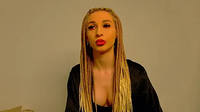 Sia a online show from 12/22/25, 04:09